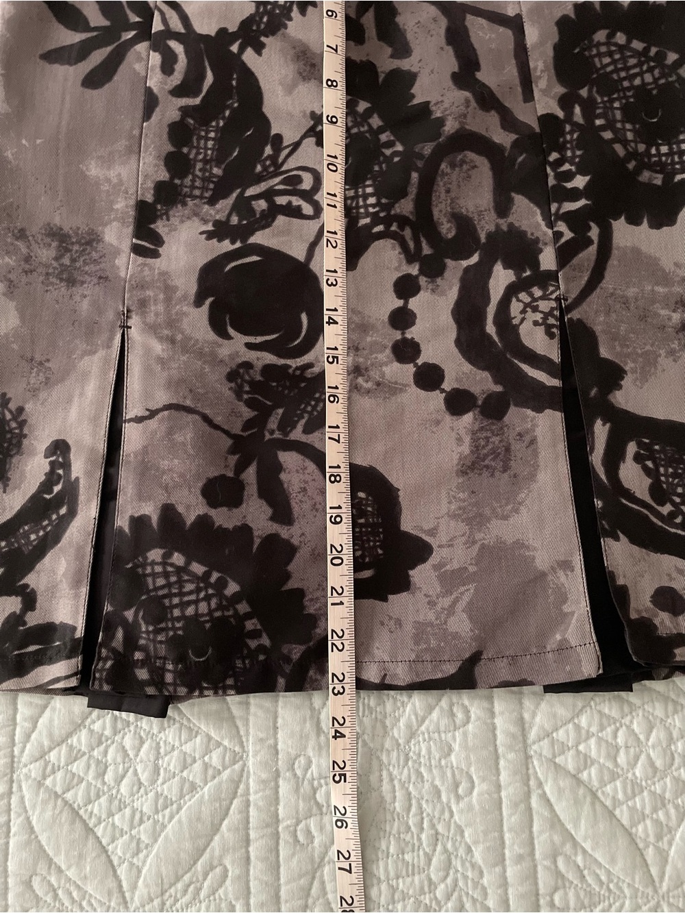 C'ARLA du nord, Scandinavian Cotton Blend Skirt Chic Zipper Pleat Accents at Hem - Picture 6 of 8